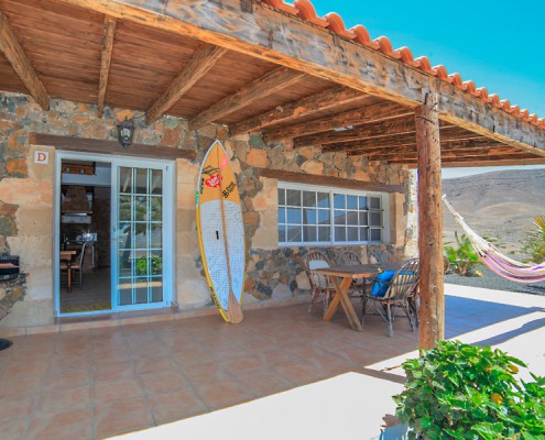 Rapa Nui Surfcamp Fuerteventura - ROHHOLZ