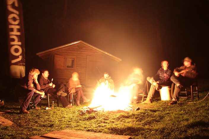 Chill Out am Lagerfeuer - Plant Trees 2016 - Rohholz Baumpflanzaktion